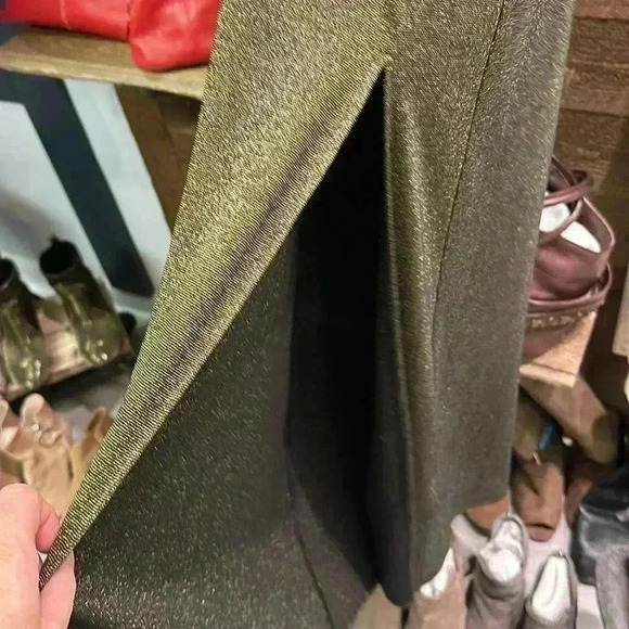 CLEOBELLA gorgeous gold long dress with high slit Fits like a Medium - Picture 9 of 9